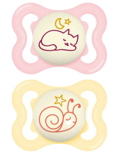MAM 2 Sucettes Supreme Nuit 2-6 Mois - Modèle : Chat et Escargot